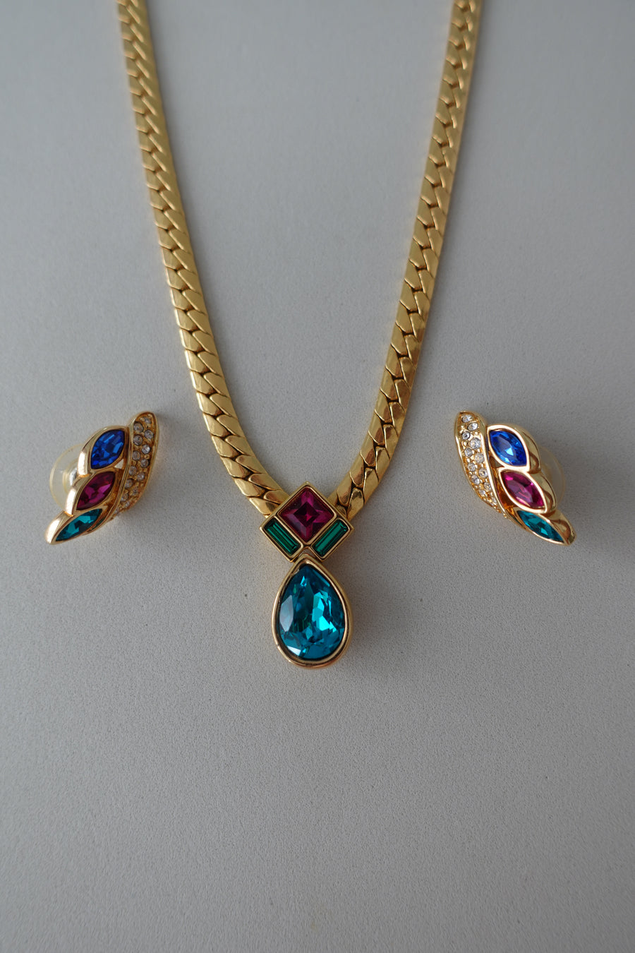 Vintage SWAROVSKI Necklace and Earrings Set