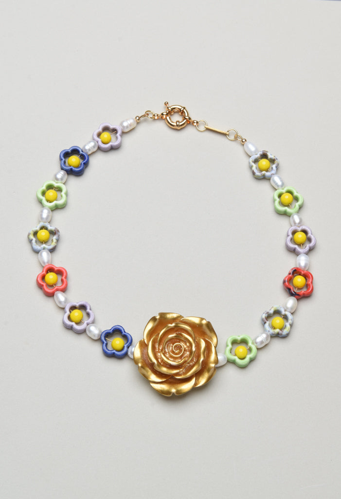 Flower Round Necklace
