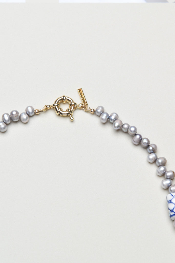Ceramic & Pearls Necklace