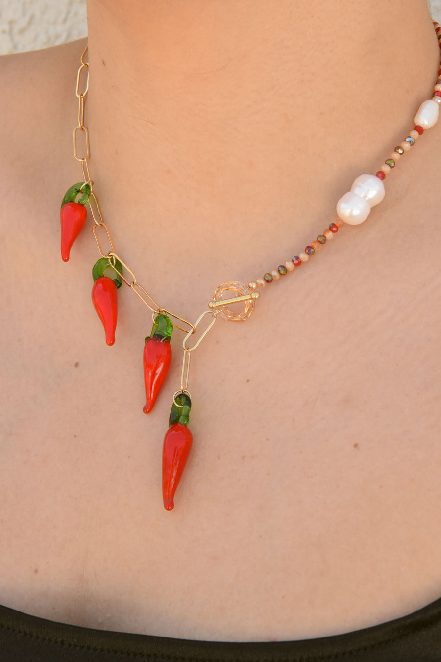 Cute Small Red Chilli Pepper Necklace Choker Chain Statement Necklace Set  for Women Simple Red Chilli Earrings Elegant Jewelry